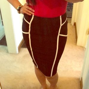 Contrast Striped Pencil Skirt with Back Slit